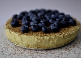 Waniliowy budyniowiec na kukurydzianym spodzie